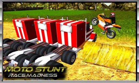 摩托疯狂特技比赛(Moto Madness Stunt Race)图0